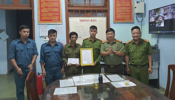 Bài 1: Tạo môi trường thông thoáng để thu hút đầu tư ảnh 3