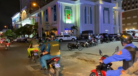 Bài 1: Tạo môi trường thông thoáng để thu hút đầu tư ảnh 4