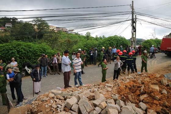 Sạt lở taluy khi đang thi công, 1 người bị vùi lấp tử vong ảnh 5