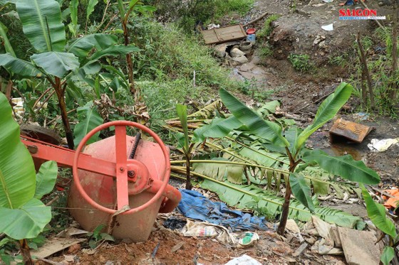 VIDEO: Dùng 200kg thuốc nổ đánh sập địa đạo thiếc trái phép ảnh 6