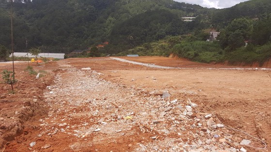 Vô tư san ủi đất, làm đường trái phép ở Đà Lạt ảnh 4