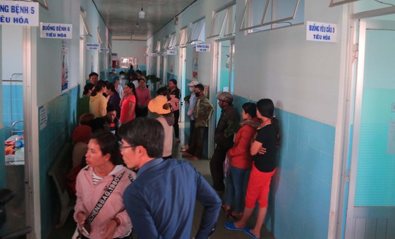 135 học sinh nhập viện sau khi ăn bánh mì tại trường học ảnh 2