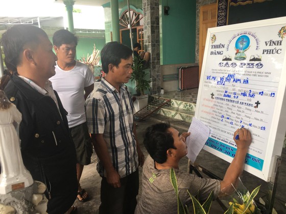Nghi ngáo đá, con trai sát hại mẹ và em trai ảnh 1