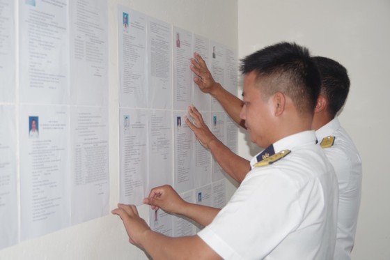 Trường Sa có 20 khu vực tổ chức bầu cử sớm ảnh 1