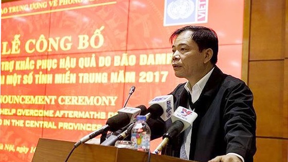 Bão lũ “thổi bay” 60.000 tỷ đồng, Việt Nam tiếp tục kêu gọi quốc tế hỗ trợ ảnh 1