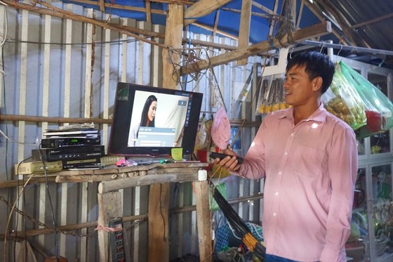 Đưa điện năng lượng mặt trời tới từng gia đình Việt Nam ảnh 1
