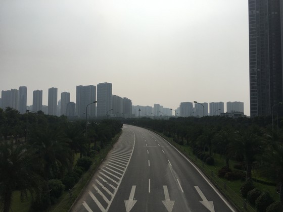 Hà Nội: Trời vẫn chưa mưa, không khí chưa sạch được ảnh 1