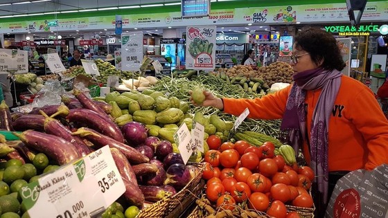 Các siêu thị vẫn ăm ắp hàng, không hề khan thiếu ảnh 4