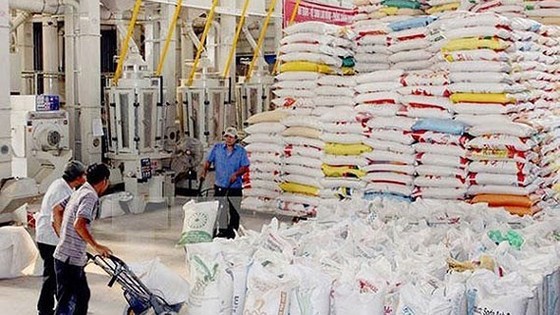 Bộ Công thương đề nghị từ ngày 1-5 bỏ “hạn ngạch gạo” ảnh 2