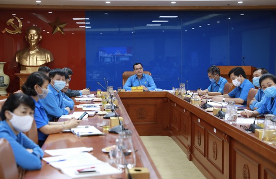 Hơn 56.000 công nhân ở Quảng Nam, Đà Nẵng phải tạm ngưng hoặc mất việc do Covid-19 ảnh 1