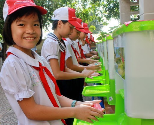 Trường học tạo điều kiện giúp học sinh phòng tránh dịch Covid-19 ảnh 1