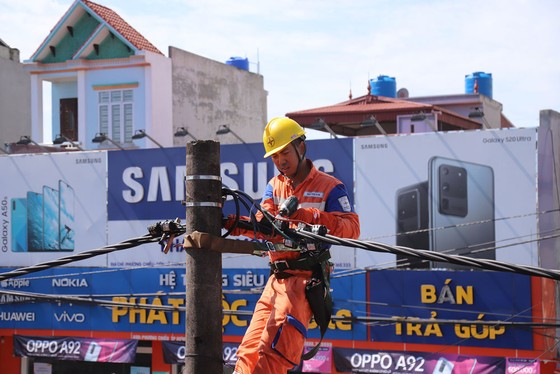 Kinh tế phục hồi, nhu cầu sử dụng điện lại tăng 7,7 - 13,7% ảnh 2