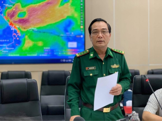 Miền Trung đang mưa như trút, hàng trăm người chết và mất tích ảnh 2