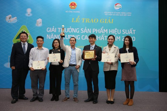 Lần đầu trao giải thưởng cho những sản phẩm “ít tốn tiền điện” ảnh 1