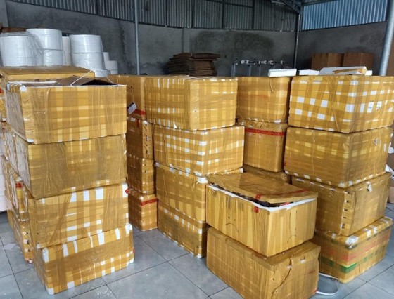 Bị phạt 90 triệu đồng vì buôn rượu nhập lậu ảnh 1