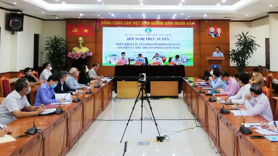 Bộ NN-PTNT phủ nhận thông tin đang tồn 8 triệu con heo trong chuồng ảnh 1
