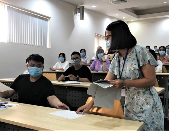 Thí sinh bắt đầu điều chỉnh nguyện vọng xét tuyển đại học đến 17 giờ ngày 5-9 ảnh 1