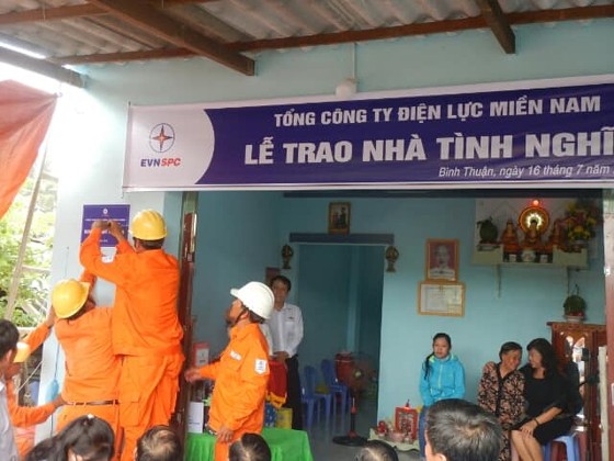 Điện lực miền Nam hỗ trợ xây dựng nhiều căn nhà cho gia đình chính sách ở Bình Thuận ảnh 1
