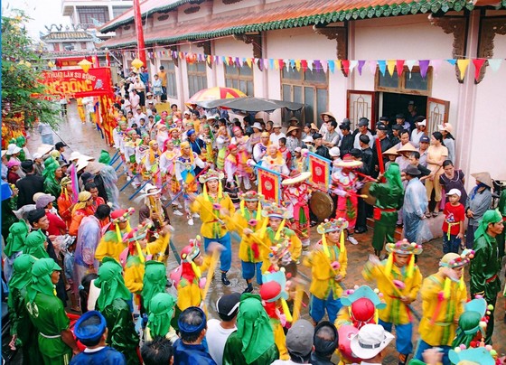 Nơi lưu giữ 100 bộ xương cá voi đón nhận Bằng xếp hạng Di sản Văn hóa phi vật thể cấp quốc gia ảnh 1