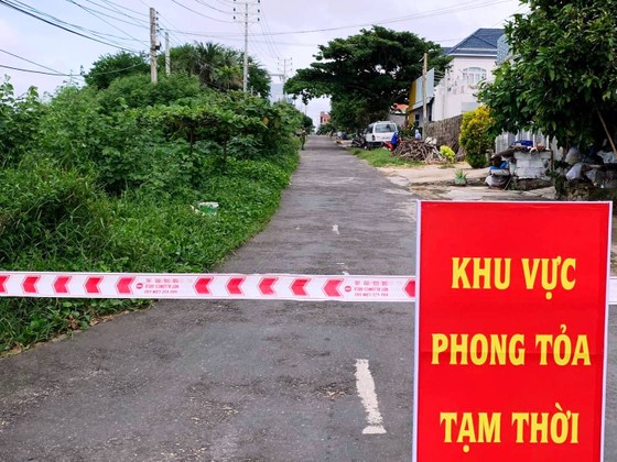 Phát hiện thêm 36 ca mắc Covid-19 ở đảo Phú Quý sau một đêm truy vết ảnh 1