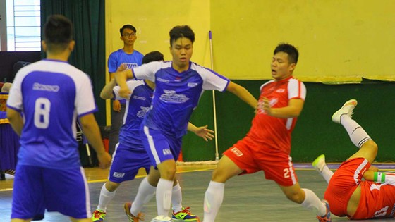 HIU giành chiến thắng 4-1 trước đương kim vô địch ĐH Bách Khoa tại VUG 2018 ảnh 1