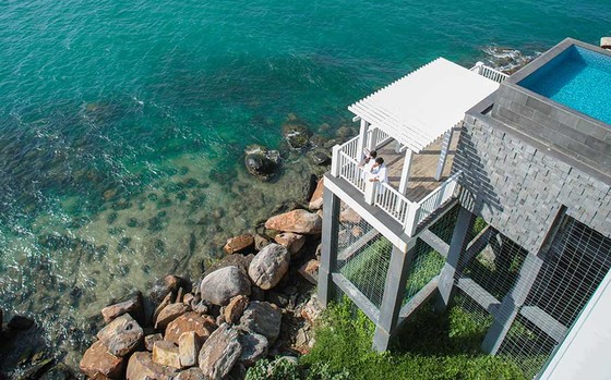 Ngó nghiêng resort 5 sao ở Phú Quốc được nhiều nghệ sĩ nổi tiếng chọn đến nghỉ dưỡng ảnh 1