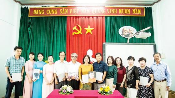 Chương trình Về nguồn Tưởng nhớ 100 năm ngày sinh Cố Chủ tịch Danh dự HĐQT Công ty CP Tập đoàn Hòa Bình Lê Mộng Đào ảnh 3