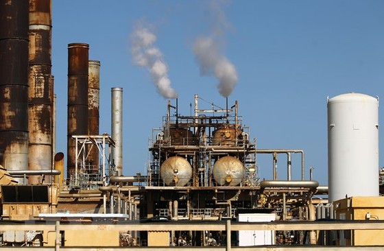 Saudi Arabia muốn OPEC+ tiếp tục giảm sản lượng ảnh 1