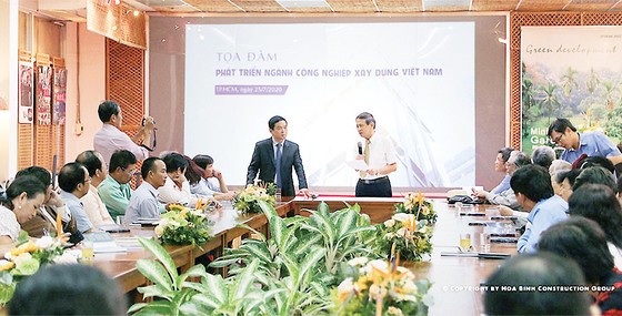 Tọa đàm “Phát triển ngành công nghiệp xây dựng Việt Nam” ảnh 1