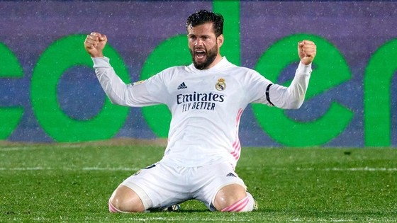 Atletico và Real cùng thắng, danh hiệu chờ đến vòng cuối ảnh 1