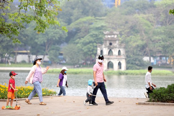 Kỷ niệm 67 năm Ngày Giải phóng Thủ đô (10-10-1954 - 10-10-2021): Ngân vang giai điệu về Hà Nội hào hoa ảnh 1