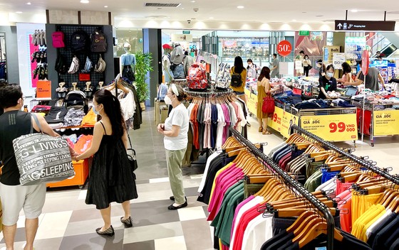 Sức sống thành phố trở lại ảnh 4
