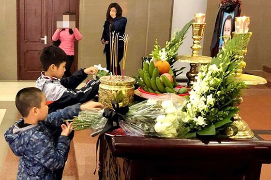 Bé gái 7 tuổi hiến tặng giác mạc: Ngọc sáng giữa đời ảnh 2