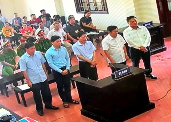 Vì sao bác sĩ Hoàng Công Lương không kêu oan, chỉ xin giảm hình phạt? ảnh 2