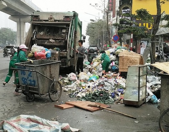Dân dỡ bỏ 'chốt chặn', Hà Nội thoát cảnh ngập trong rác ảnh 3