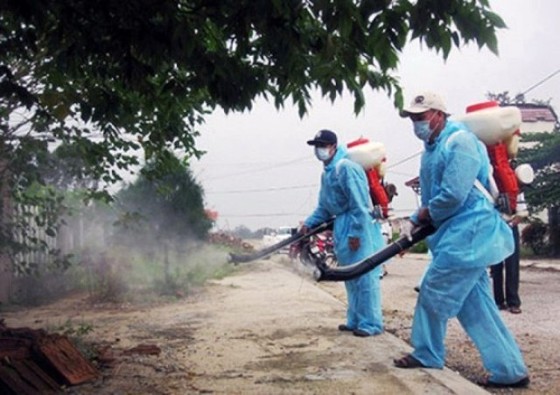 Hơn 26.800 người mắc, tử vong do sốt xuất huyết và virus Zika ảnh 1