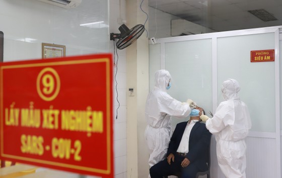 Hà Nội bắt đầu tiêm thử nghiệm giai đoạn 2 vaccine Nano Covax ảnh 4