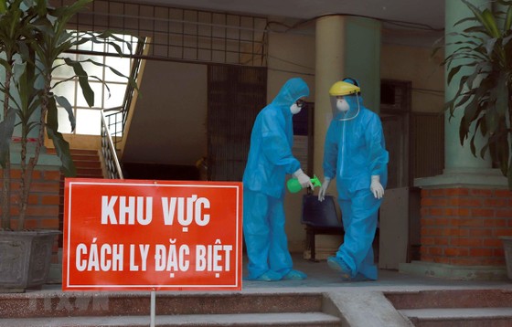 Từ ngày 22-7, Hà Nội cách ly tập trung toàn bộ người về từ địa phương có dịch ảnh 1