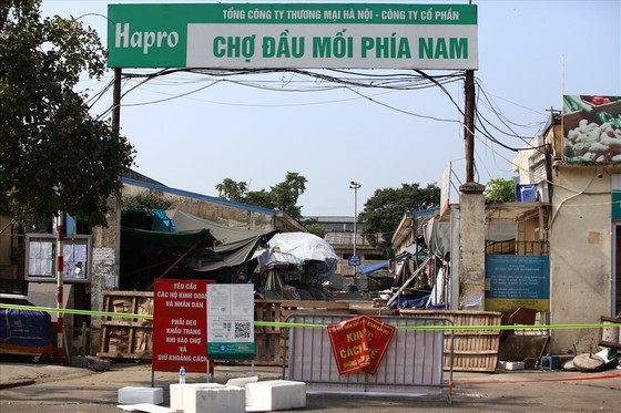 Hà Nội khẩn cấp tìm người tới chợ đầu mối phía Nam khi có 1 người bán trứng mắc Covid-19 ảnh 1