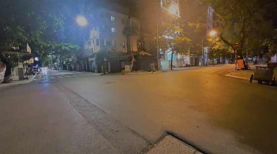 Hà Nội những ngày giãn cách xã hội! ảnh 14