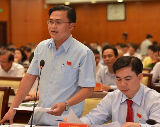 Ngày thứ ba kỳ họp thứ 6, HĐND TPHCM khoá IX: Làm rõ trách nhiệm chính quyền, đoàn thể trước vụ việc bại hành trẻ em ảnh 1