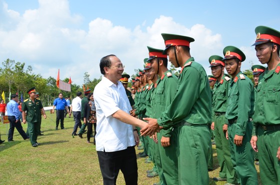 Thành ủy TPHCM vận động 10 tỷ đồng xây công trình ở Sư đoàn 5 ảnh 1