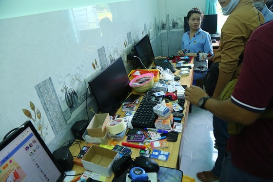 Bắt nhiều đối tượng sử dụng trái phép thông tin tài khoản ngân hàng tại Huế ảnh 2