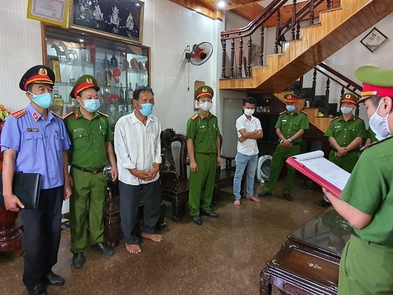 Bắt nguyên Phó Trưởng Phòng VHTT tham gia kê khống 353 mộ giả tại Huế ảnh 2