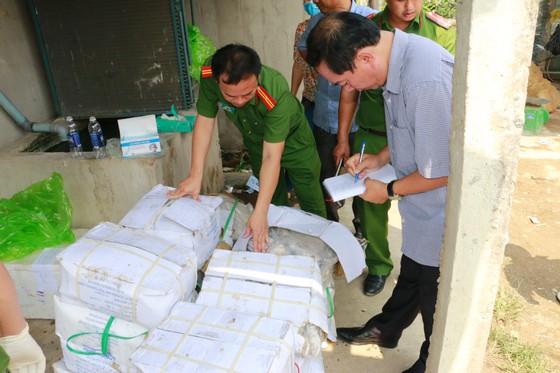 Lại phát hiện cơ sở kinh doanh trữ hơn 200kg thịt chim bốc mùi ảnh 3