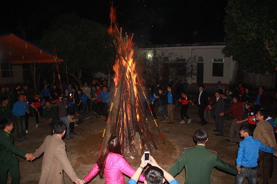 Bà con dân tộc Chứt ở bản Rào Tre, Hà Tĩnh vui đón Tết Chăm Cha Bới ảnh 2