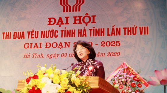 Phó Chủ tịch nước Đặng Thị Ngọc Thịnh dự Đại hội Thi đua yêu nước tỉnh Hà Tĩnh ảnh 1