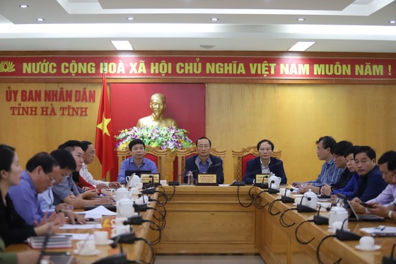 Hà Tĩnh tập trung giúp dân khắc phục hậu quả thiệt hại do mưa lũ gây ra ảnh 1