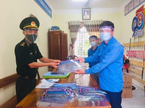 Tuổi trẻ Hà Tĩnh chung tay phòng chống dịch Covid-19 ảnh 12