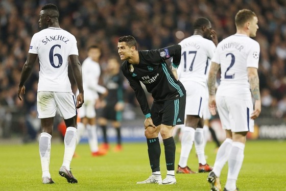 Tottenham - Real Madrid 3-1: Real vào vùng khủng hoảng ảnh 1